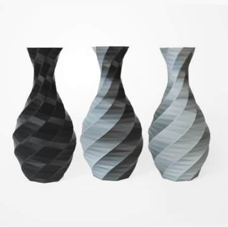 Hello3D is one of earth's best 3D Printing filament! 3D Printer filament of High Quality in PLA, PETG, ABS and more at a reasonable price! Polychromatic Black and white