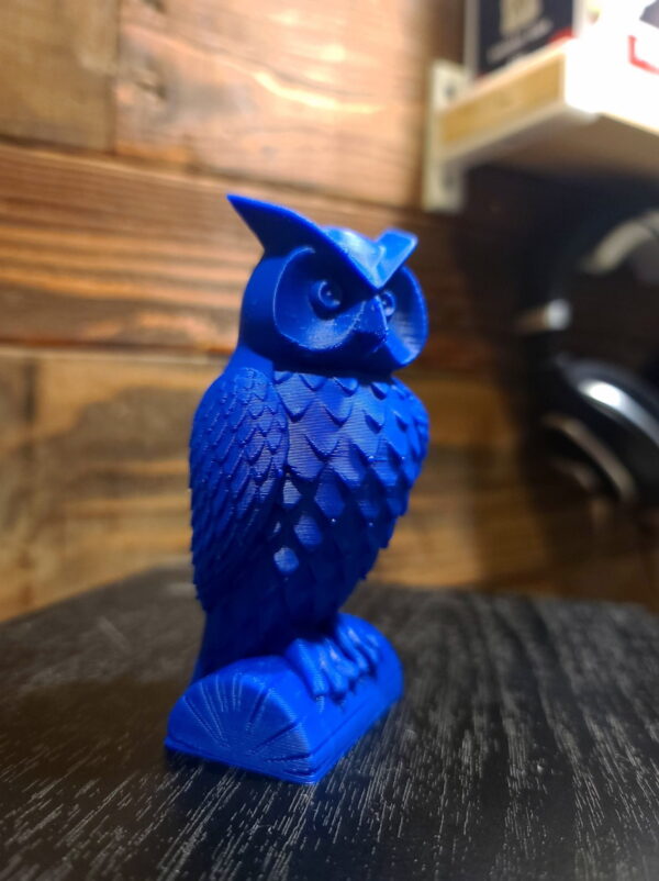 Hello3D is one of earth's best 3D Printing filament! 3D Printer filament of High Quality in PLA, PETG, ABS and more at a reasonable price! Blue owl printed with 3D Filament